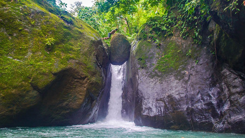 Waterfalls Explorer Tour