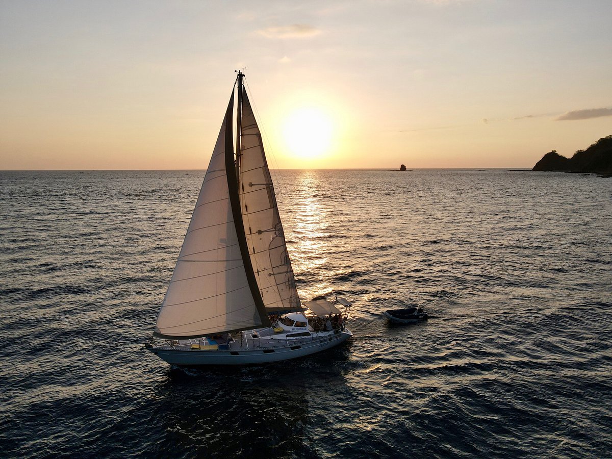 Sunset Snorkel & Sailing Tour (Papagayo zone)